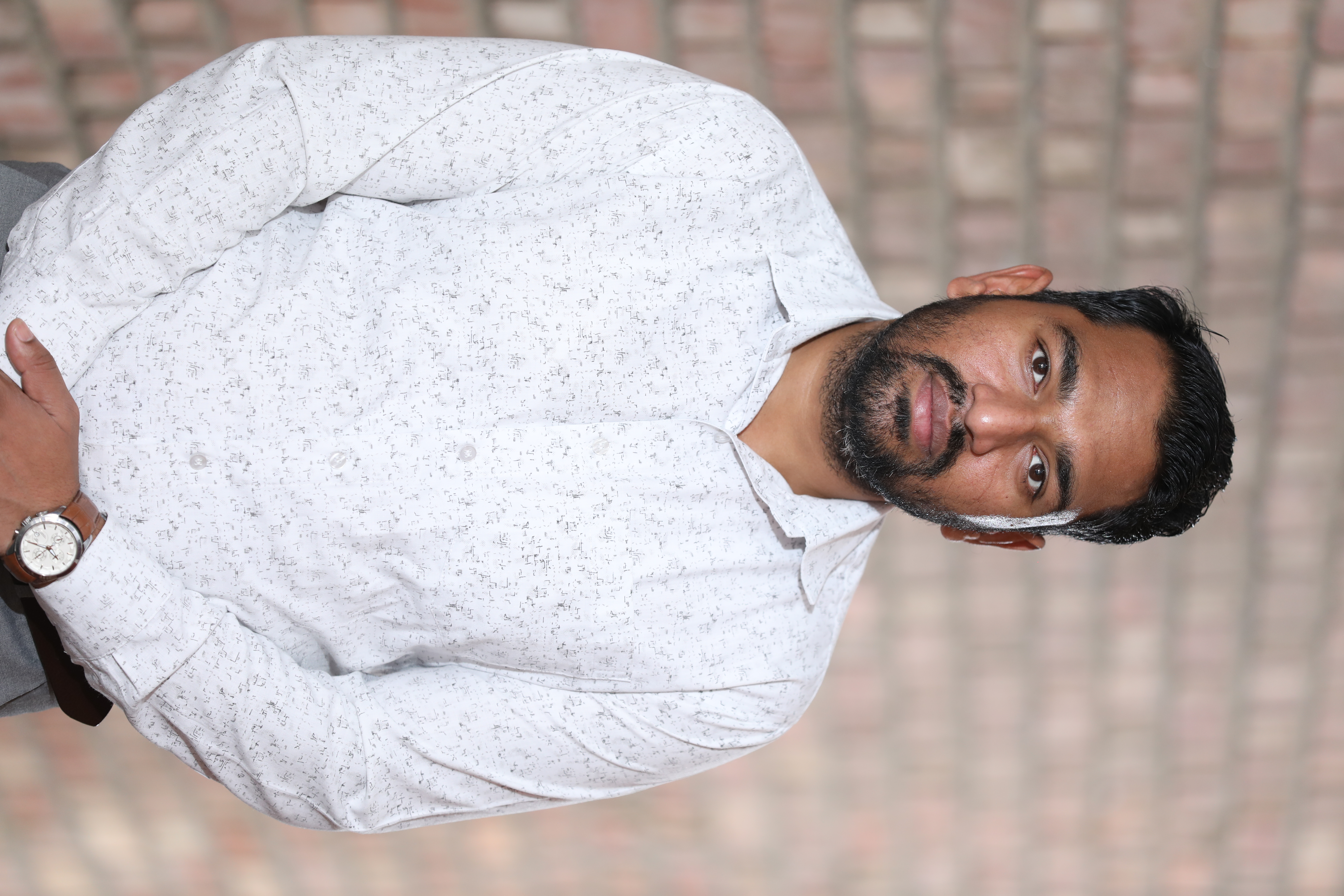 Dr. Anand Kabia