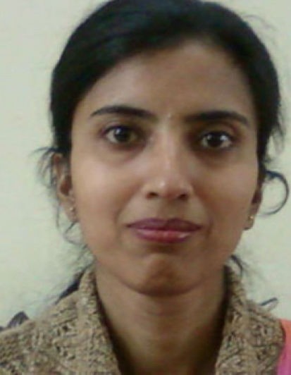 Dr. Sonia Khanna