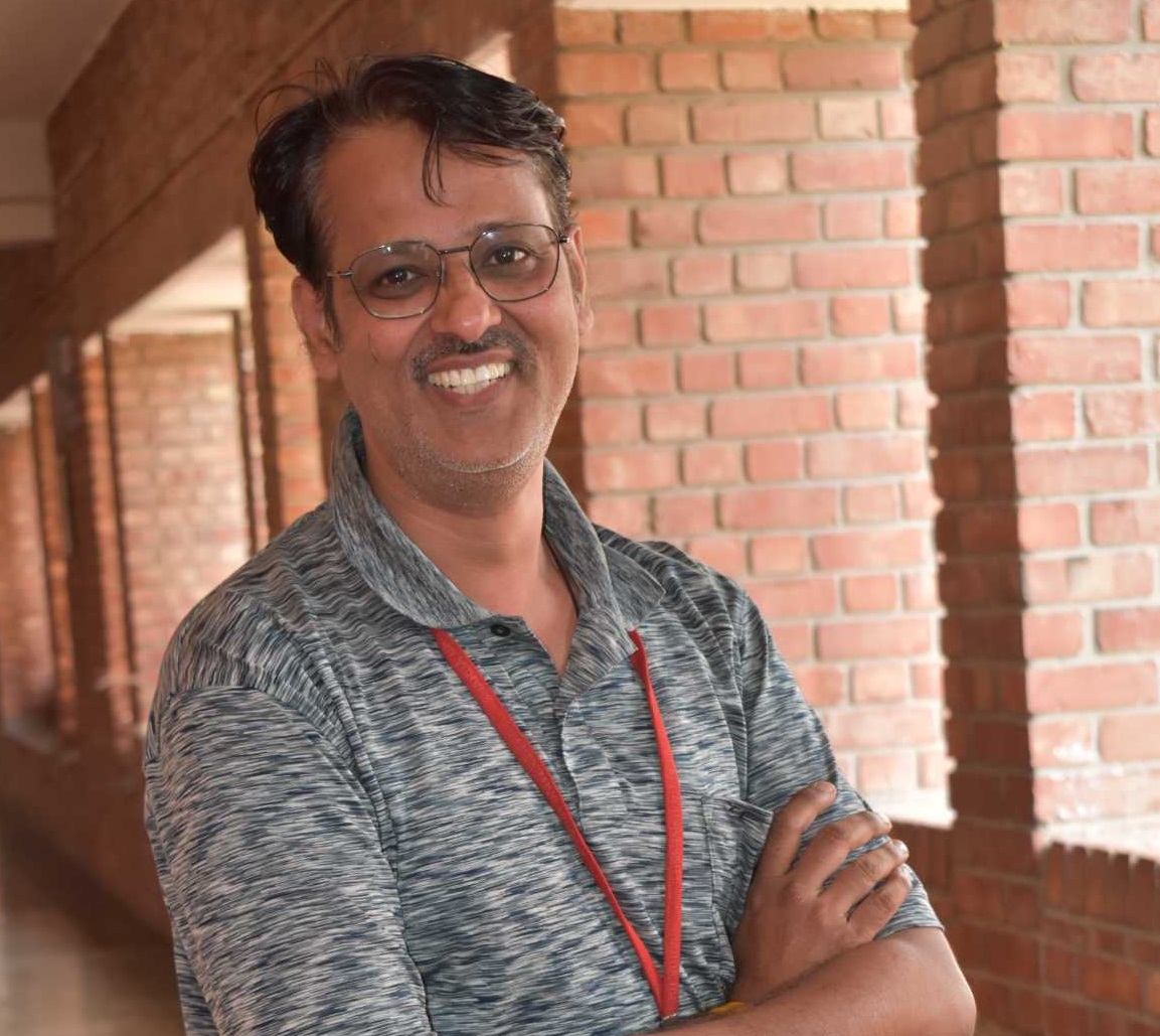 Mr. Shesh Kr. Ambesh