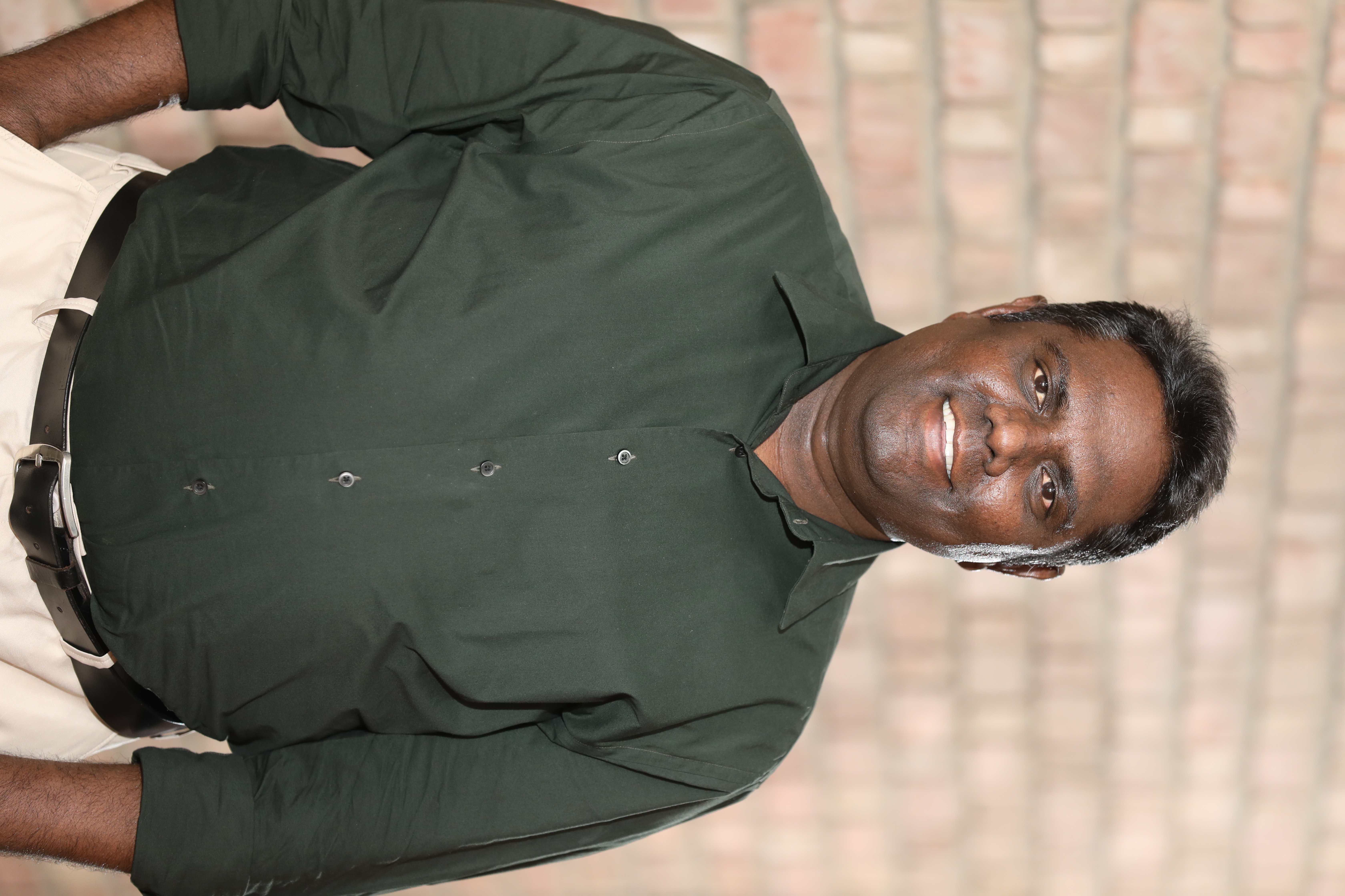Dr Velayudham Sathiyasuntharam